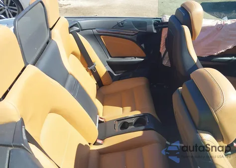 2014 Mercedes-Benz E 350 из США, поврежденный, VIN WDDKK5KF2EF230389